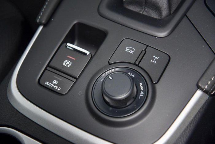 2025 Isuzu MU-X LS-M