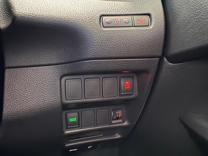 2019 Nissan X-TRAIL ST