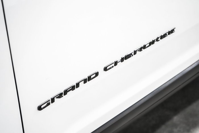 2023 Jeep Grand Cherokee Night Eagle