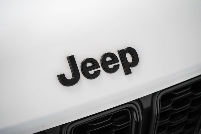 2023 Jeep Grand Cherokee Night Eagle