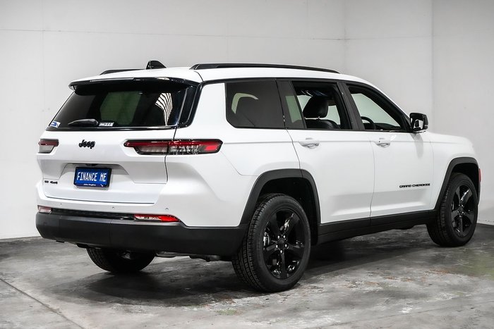 2023 Jeep Grand Cherokee Night Eagle