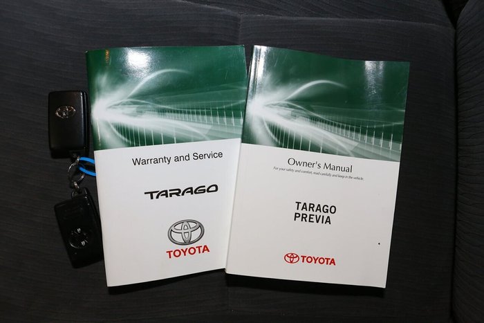 2016 Toyota Tarago GLX