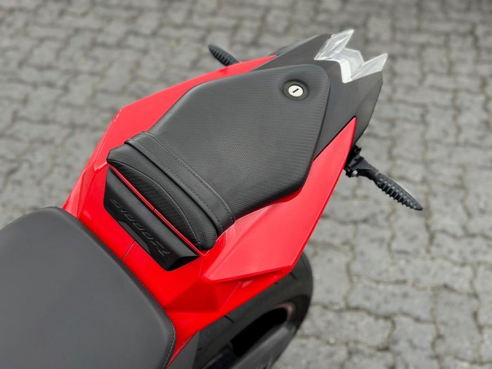 2014 BMW S 1000 R S 1000 Red