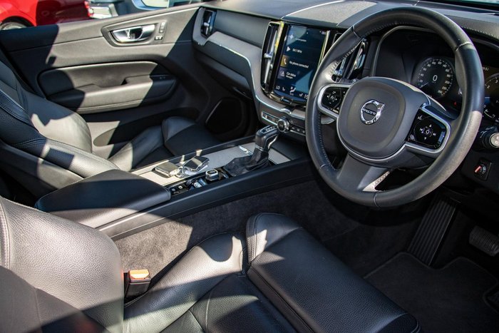 2019 Volvo XC60 T5 Inscription