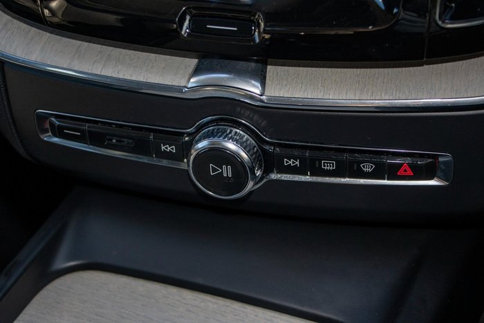 2019 Volvo XC60 T5 Inscription