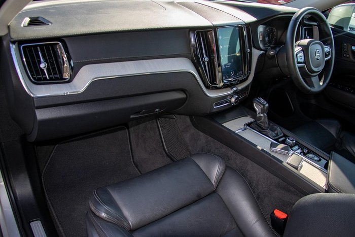 2019 Volvo XC60 T5 Inscription
