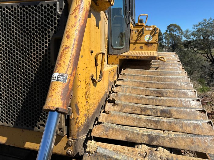  Caterpillar D6r Bulldozer 