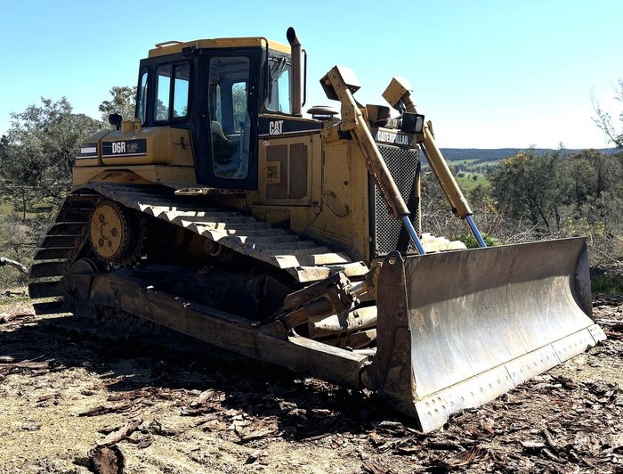 2002 Caterpillar D6r