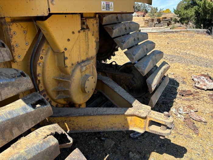 2002 Caterpillar D6r