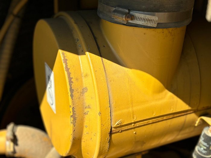 2002 Caterpillar D6r