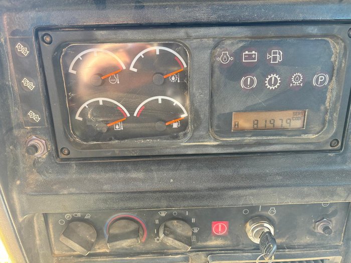 2002 Caterpillar D6r