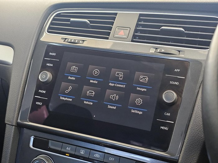 2017 Volkswagen Golf 110TSI