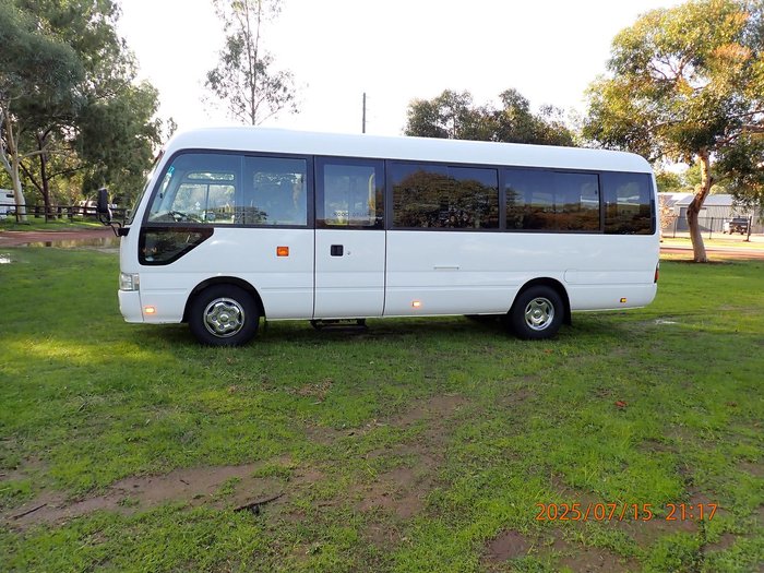 2013 Toyota Coaster Deluxe WHITE