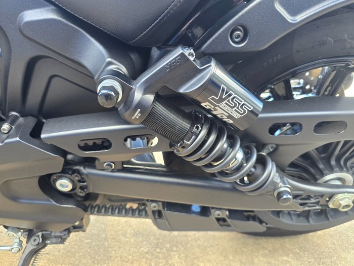 2022 Indian SCOUT ROGUE STEALTH GRAY