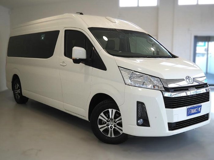 2022 Toyota Hiace Commuter GL