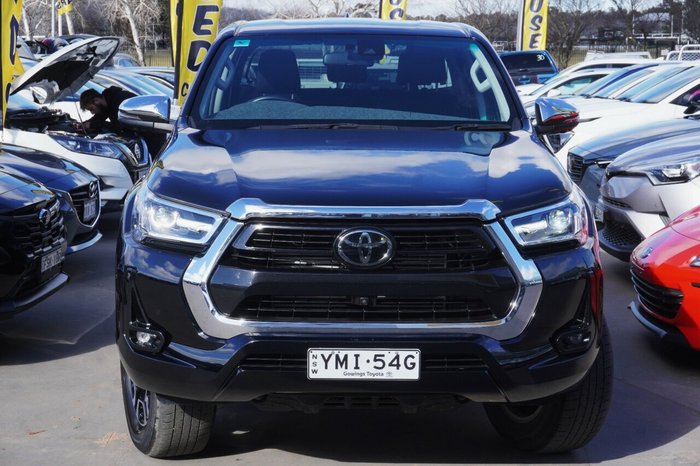 2022 Toyota Hilux SR