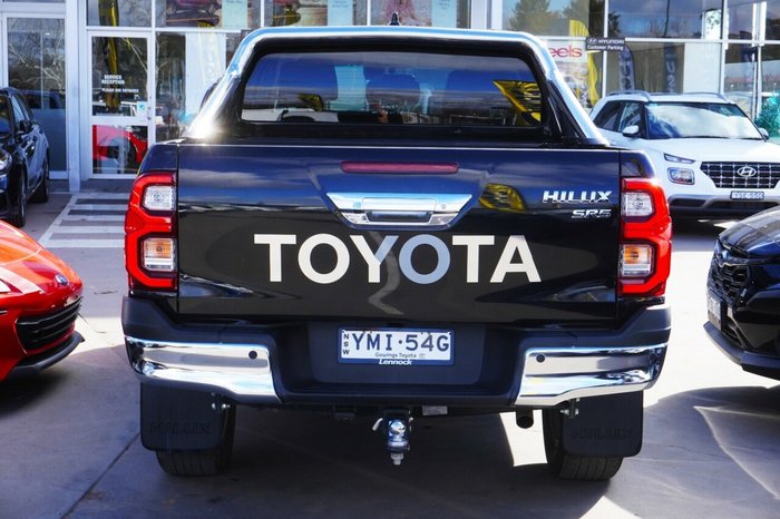 2022 Toyota Hilux SR
