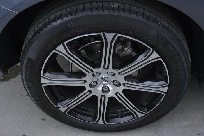 2021 Volvo XC60 T5 Inscription