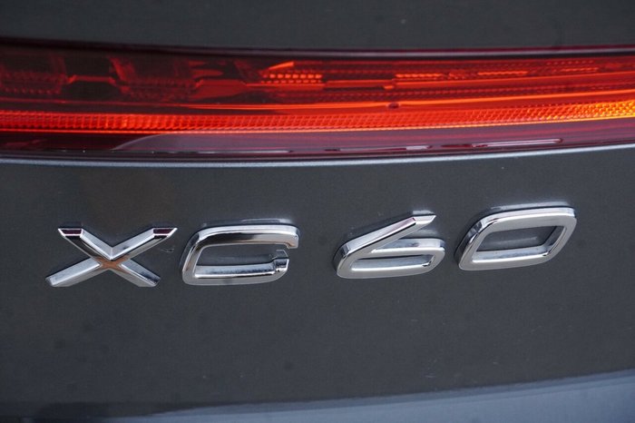 2021 Volvo XC60 T5 Inscription