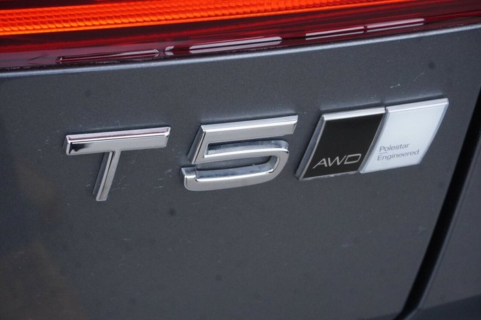 2021 Volvo XC60 T5 Inscription