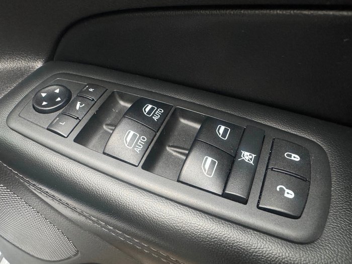 2021 Jeep Grand Cherokee Night Eagle