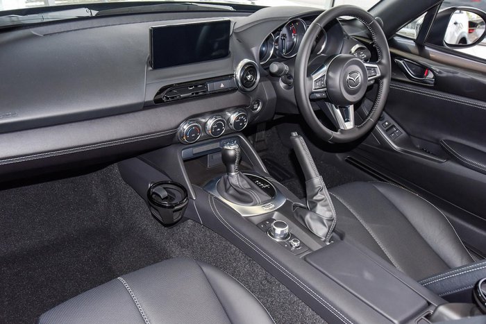 2025 Mazda MX-5 G20 GT