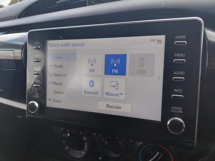 2023 Toyota Hilux SR