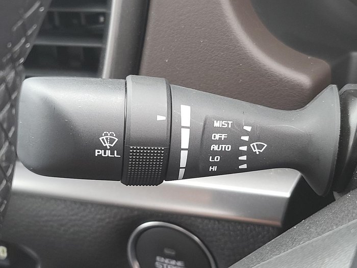 2024 Mazda BT-50 Thunder