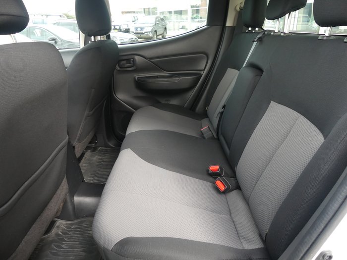 2020 Mitsubishi Triton