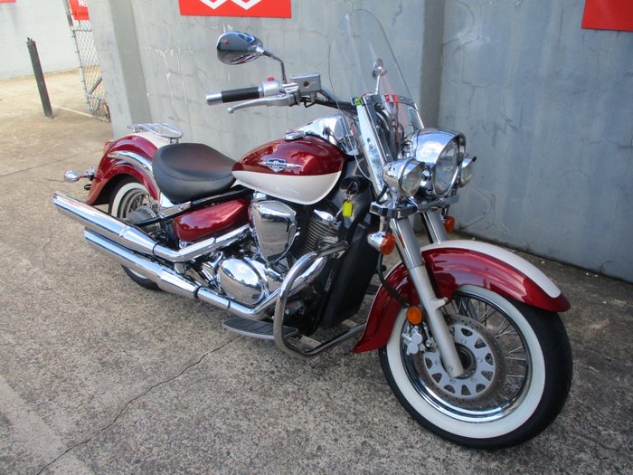 2012 Suzuki VL800 (BOULEVARD C50) RED