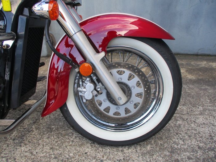 2012 Suzuki VL800 (BOULEVARD C50) RED