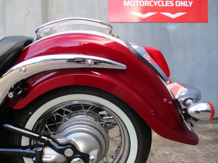 2012 Suzuki VL800 (BOULEVARD C50) RED