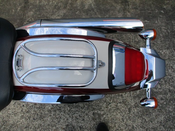 2012 Suzuki VL800 (BOULEVARD C50) RED
