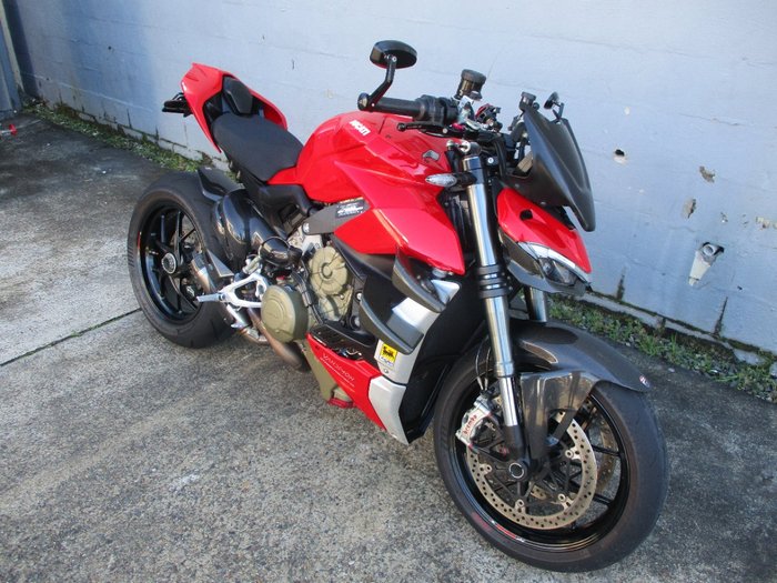 2020 DUCATI STREETFIGHTER V4 RED