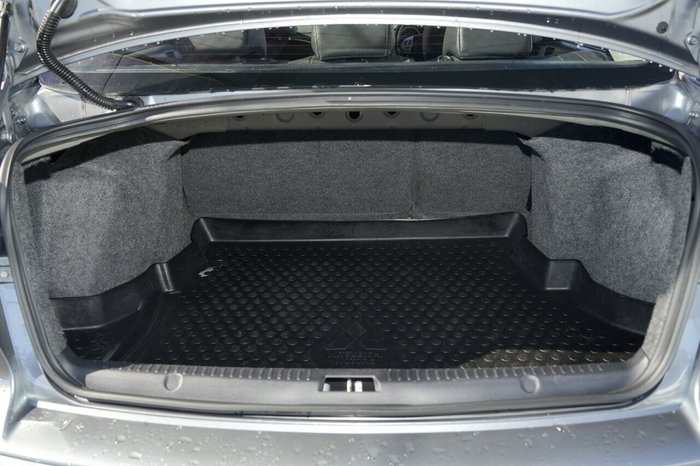 2015 Mitsubishi Lancer LS