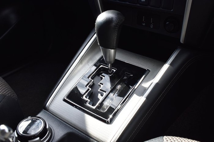 2022 Mitsubishi Triton GLS MR MY22 4X4 Dual Range White