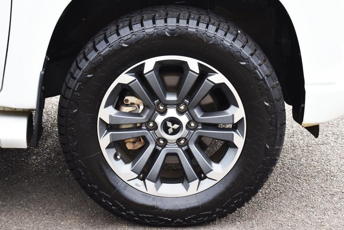2022 Mitsubishi Triton GLS MR MY22 4X4 Dual Range White