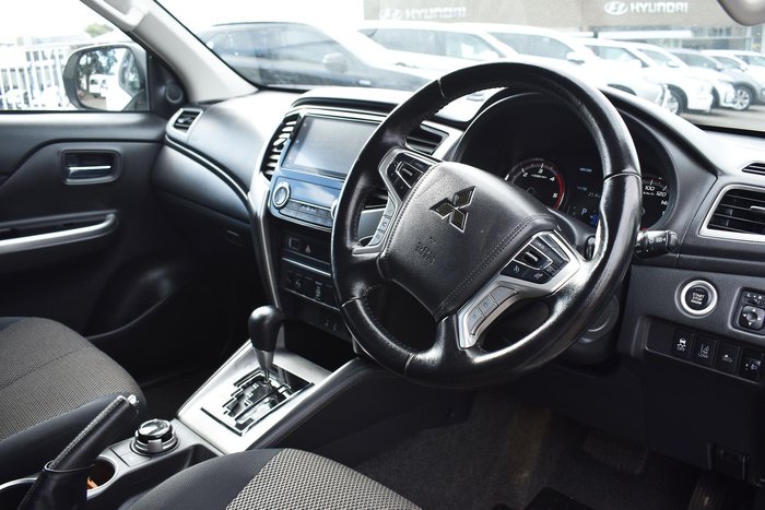 2022 Mitsubishi Triton GLS MR MY22 4X4 Dual Range White
