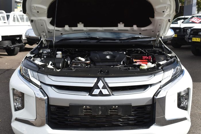 2022 Mitsubishi Triton GLS MR MY22 4X4 Dual Range White