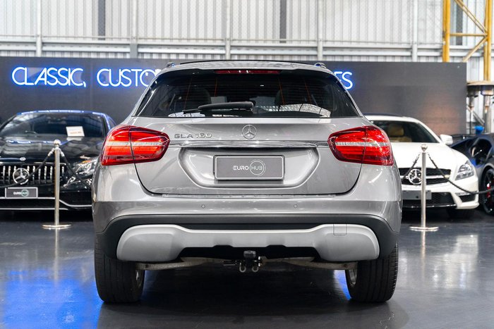 2019 Mercedes-Benz GLA-Class GLA180