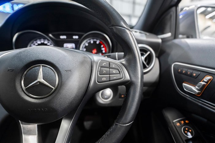 2019 Mercedes-Benz GLA-Class GLA180
