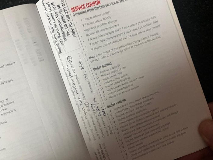 2013 Holden Commodore SV6 VF MY14 Heron White