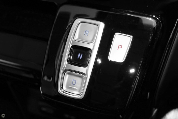 2025 Hyundai STARIA Highlander