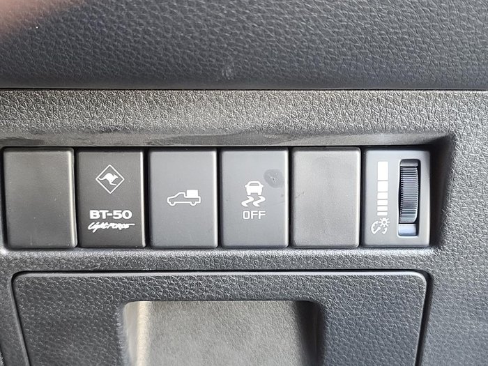 2023 Mazda BT-50 Thunder