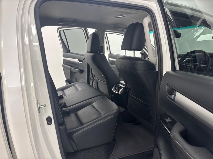 2021 Toyota Hilux SR5 GUN126R 4X4 Dual Range Crystal Pearl