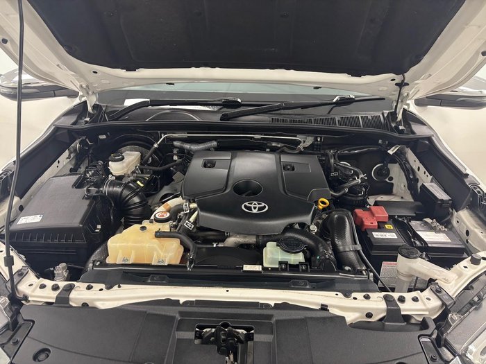 2021 Toyota Hilux SR5 GUN126R 4X4 Dual Range Crystal Pearl