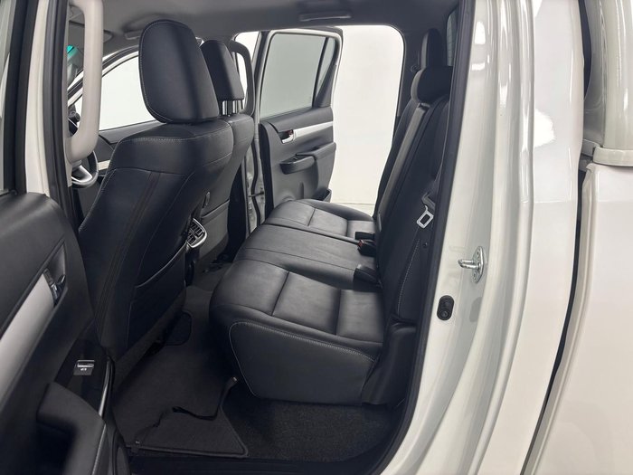 2021 Toyota Hilux SR5 GUN126R 4X4 Dual Range Crystal Pearl