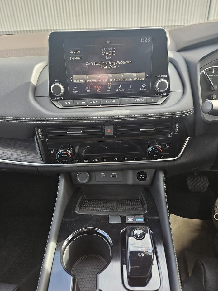 2024 Nissan X-TRAIL ST-L e-POWER