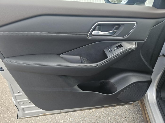 2024 Nissan X-TRAIL ST-L e-POWER