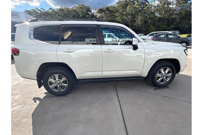 2022 Toyota Landcruiser VX